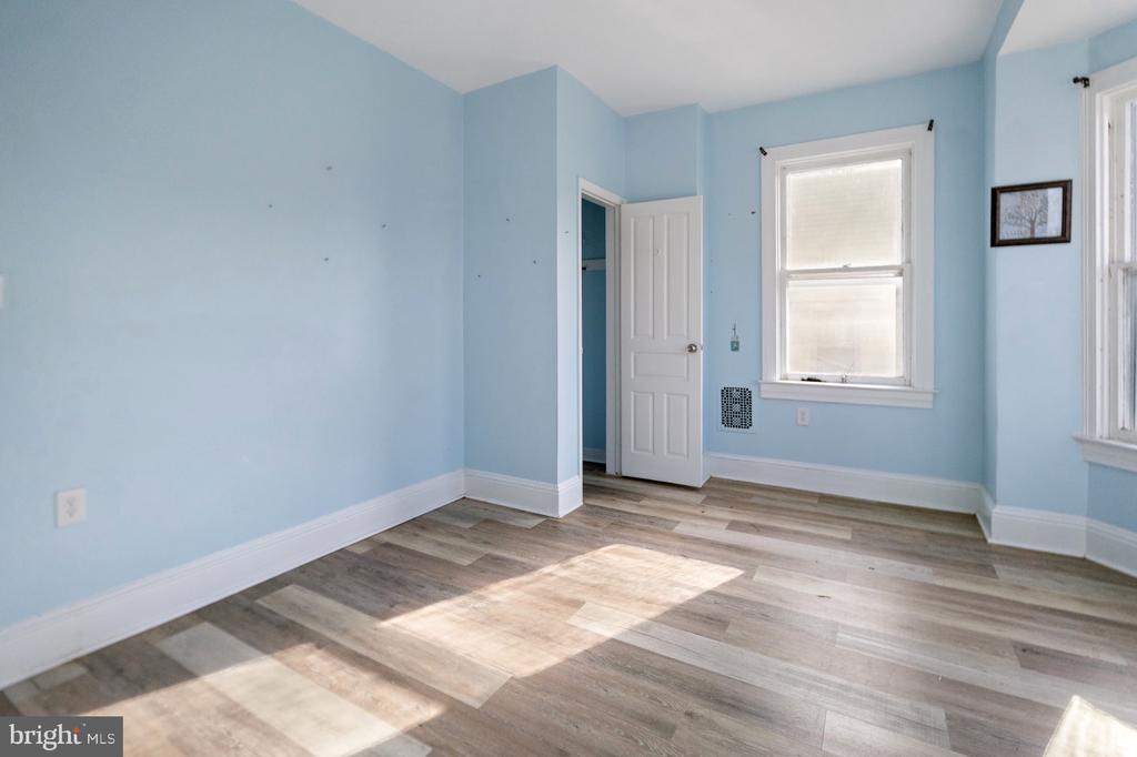 Remodeled 4BR Townhouse – Downtown York, photo 13